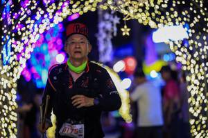 BIB: 51755
                            <button type="button" onclick="openModal(24875517)" class="btn btn-primary btn-sm float-right btn-popup" data-toggle="modal" data-target=".modal-high-quality">
                        <i class="fas fa-shopping-cart"></i> Add to Cart
                    </button>
                                            <button type="button" onclick="isThisMe(24875517, true)" class="btn btn-success btn-sm float-right btn-popup btn-isme hidden" data-toggle="tooltip" data-placement="bottom" title="นี่คือรูปของคุณใช่ไหม คลิกที่นี่เพื่อเอาเข้าอัลบั้ม">
                        <i class="fas fa-plus"></i> Add to album
                    </button>
                    <button type="button" onclick="isThisMe(24875517, false)" class="btn btn-warning btn-sm float-right btn-popup btn-isnotme hidden">
                        <i class="fas fa-ban"></i> Remove from album
                    </button>